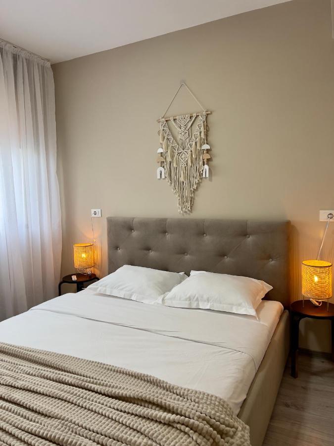 Boholand Apartment Брашов Екстер'єр фото